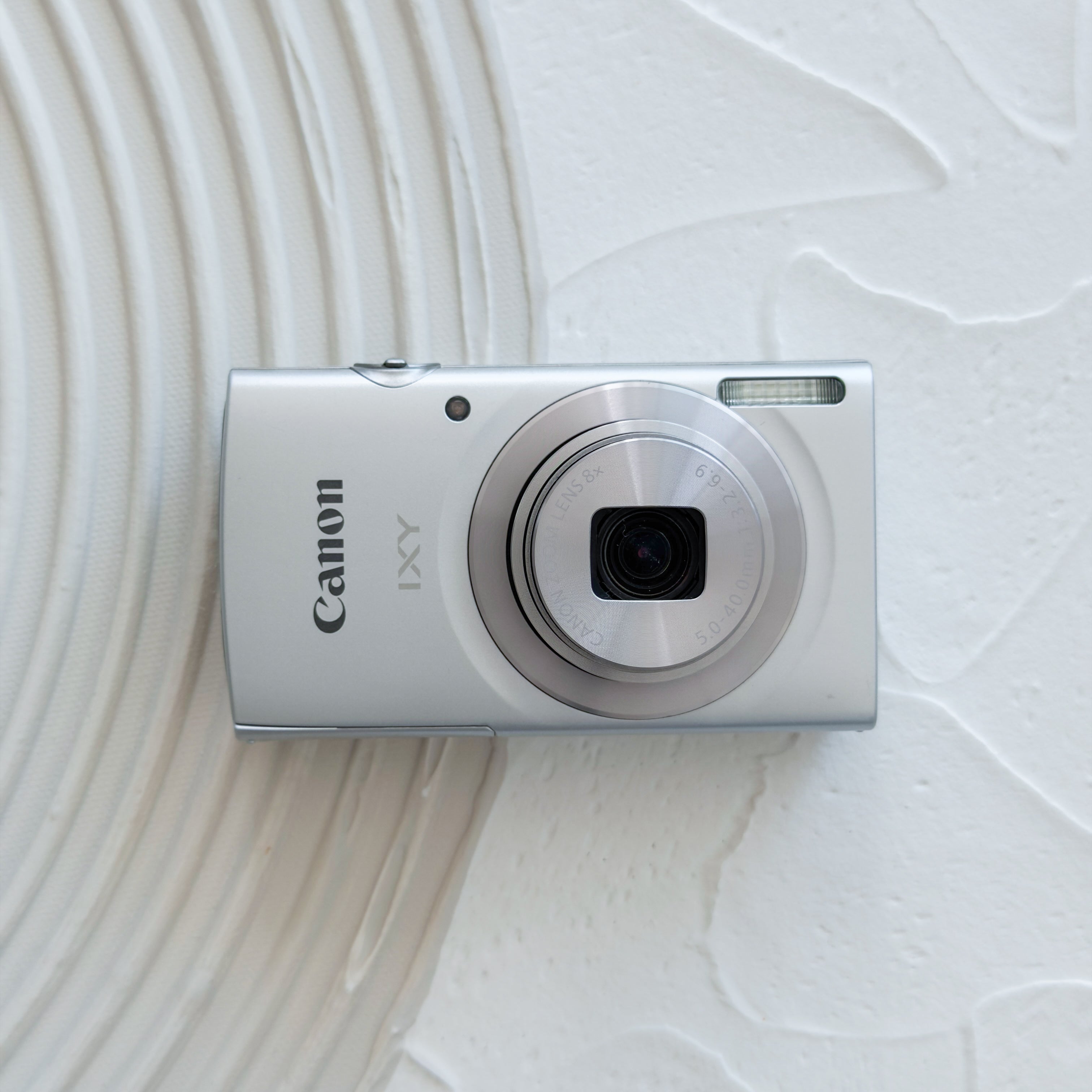 Canon IXY 200