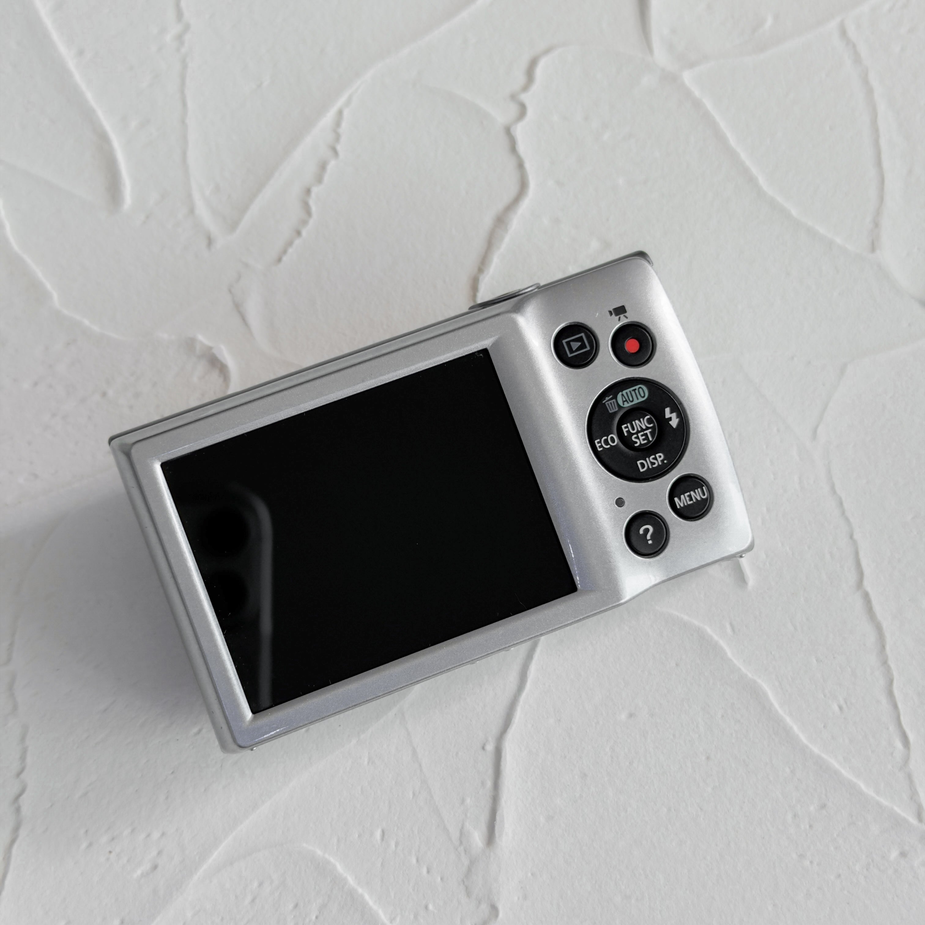 Canon IXY 200