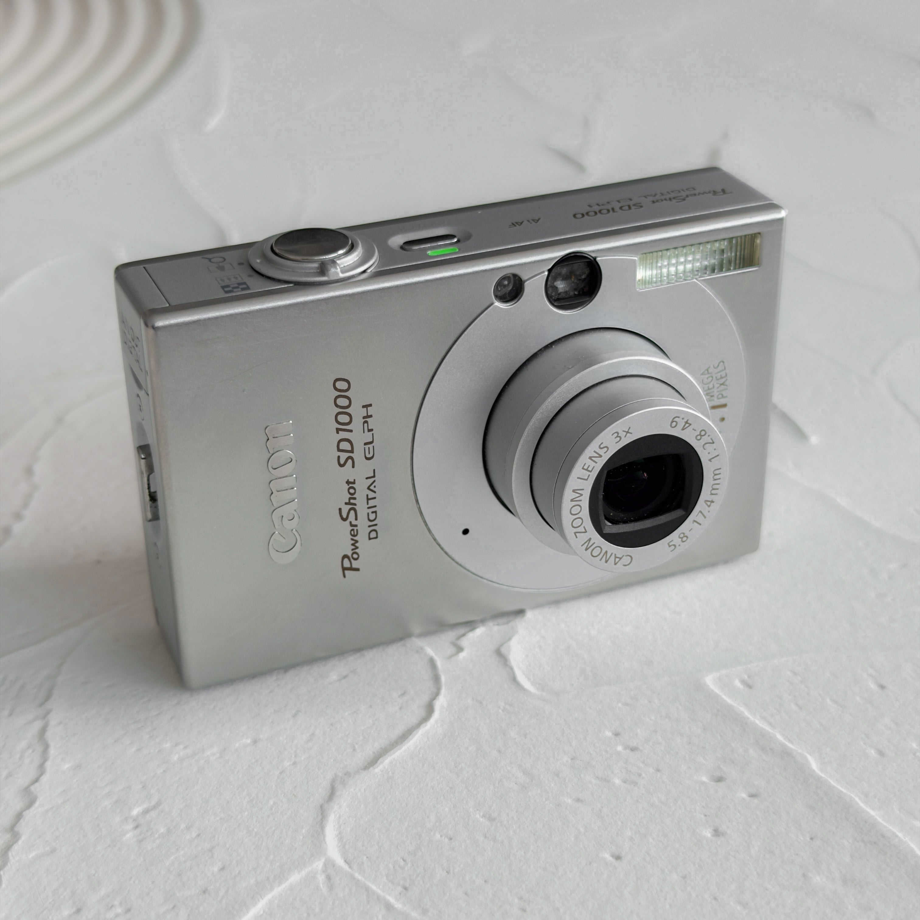 Canon PowerShot SD1000