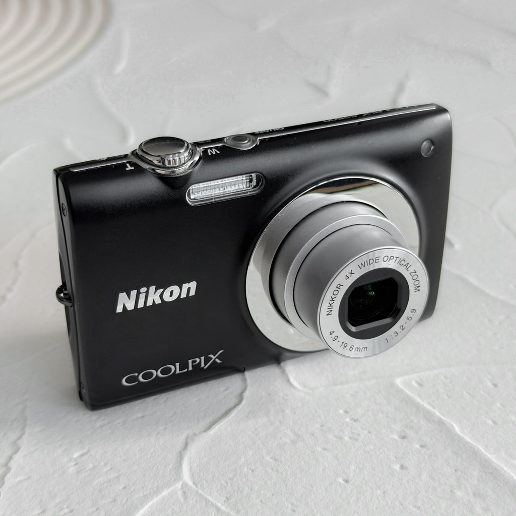 Nikon CoolPix S2500